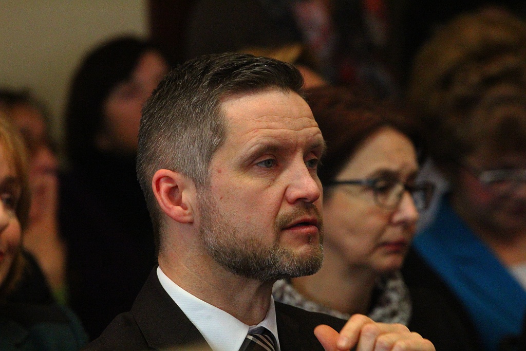 Rada miejska głosowała nad przyszłością legnickiej oświaty