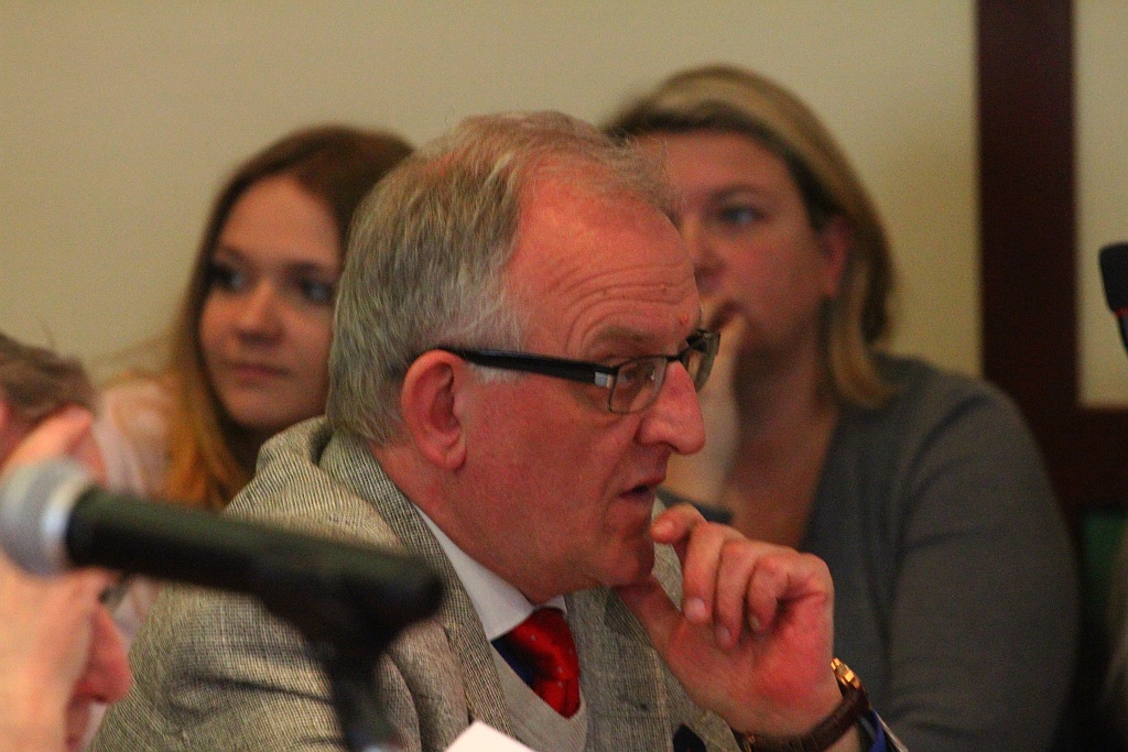 Rada miejska głosowała nad przyszłością legnickiej oświaty