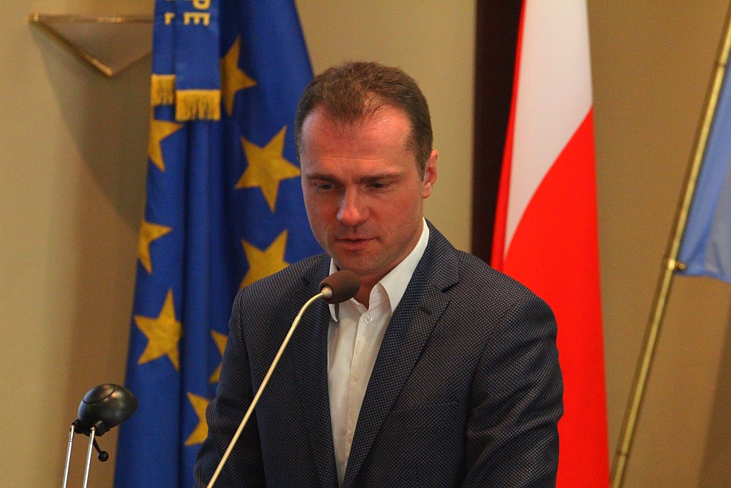 Rada miejska głosowała nad przyszłością legnickiej oświaty