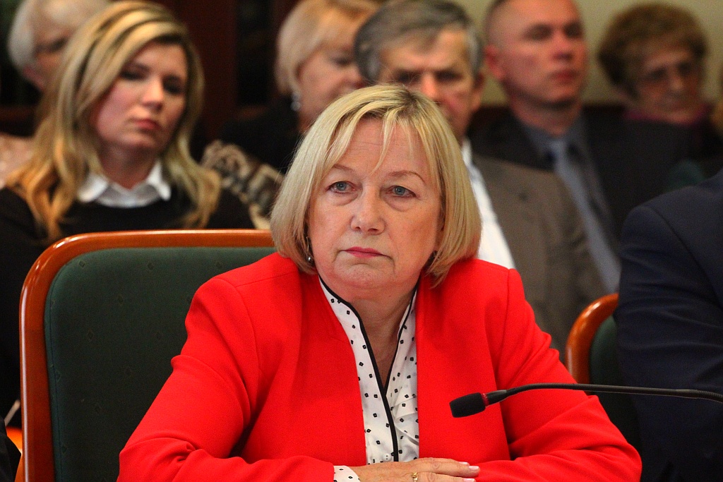 Rada miejska głosowała nad przyszłością legnickiej oświaty