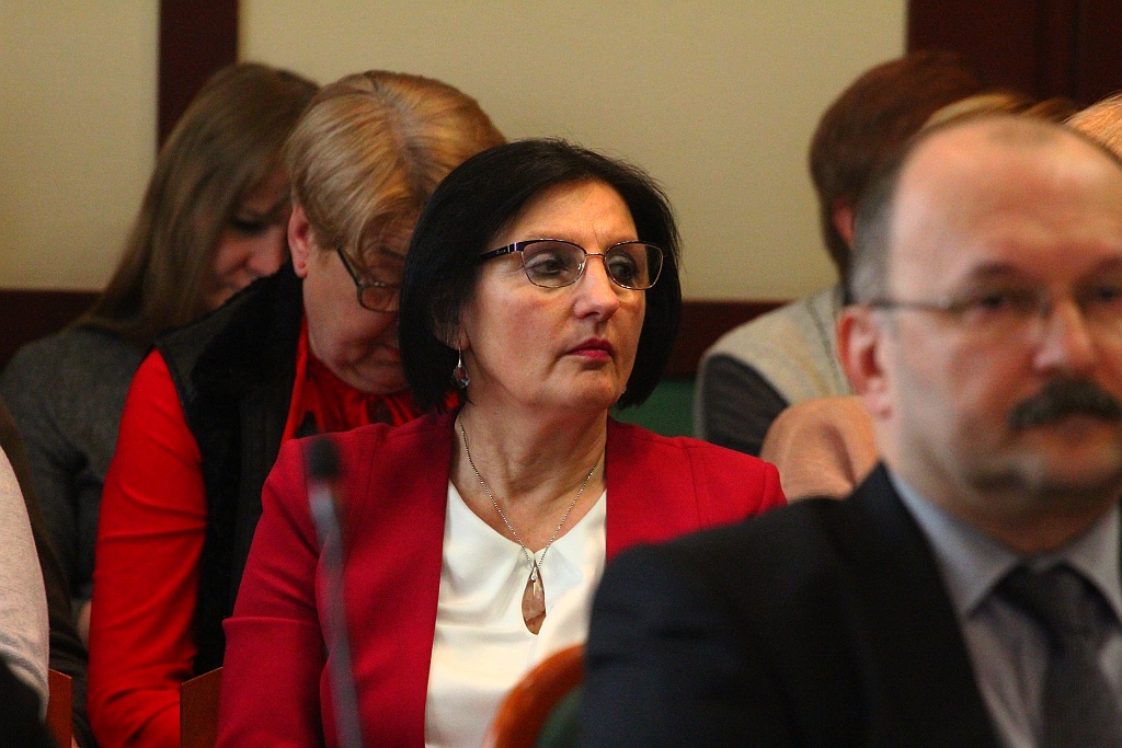 Rada miejska głosowała nad przyszłością legnickiej oświaty