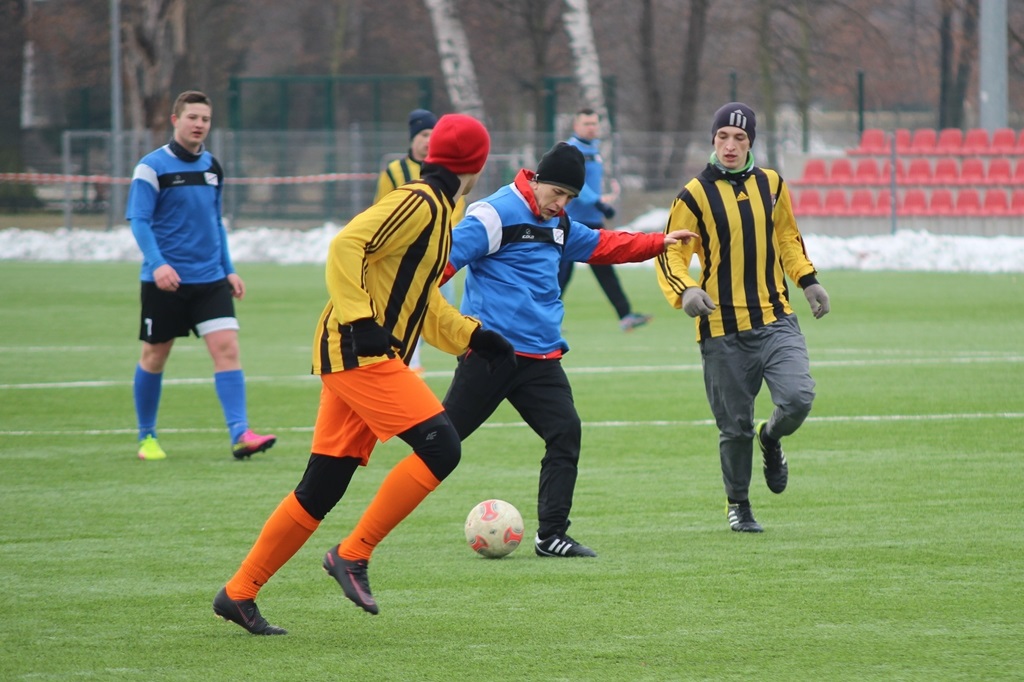 Piłkarskie sparingi: Mewa wygrał z Błękitnymi Kościelec