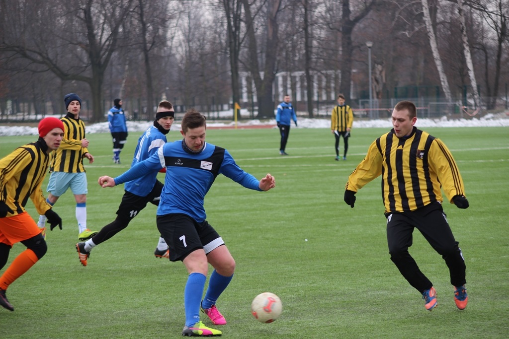 Piłkarskie sparingi: Mewa wygrał z Błękitnymi Kościelec
