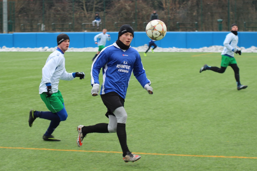 Piłkarskie sparingi: Konfeks wygrał z Pogonią Świerzawa