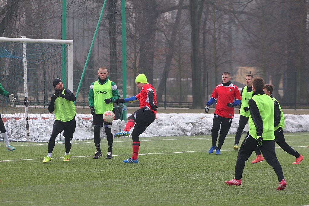 Piłkarskie sparingi: Ikar lepszy od juniorów Polkowic