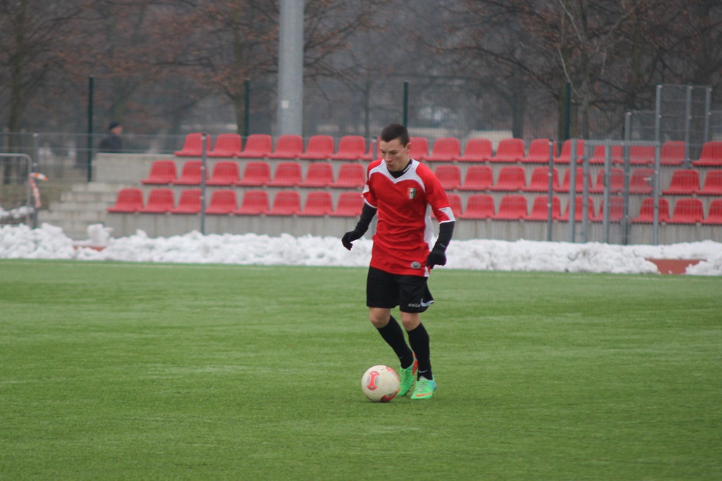 Piłkarskie sparingi: Ikar lepszy od juniorów Polkowic