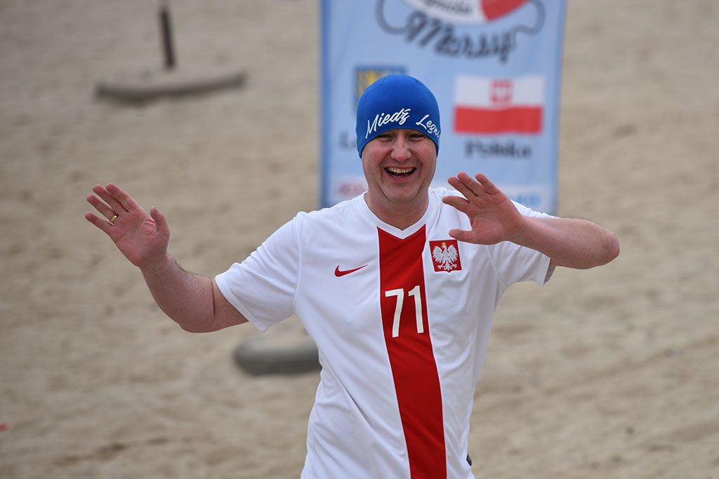 Walentynkowe zumba party i kąpiel legnickich morsów