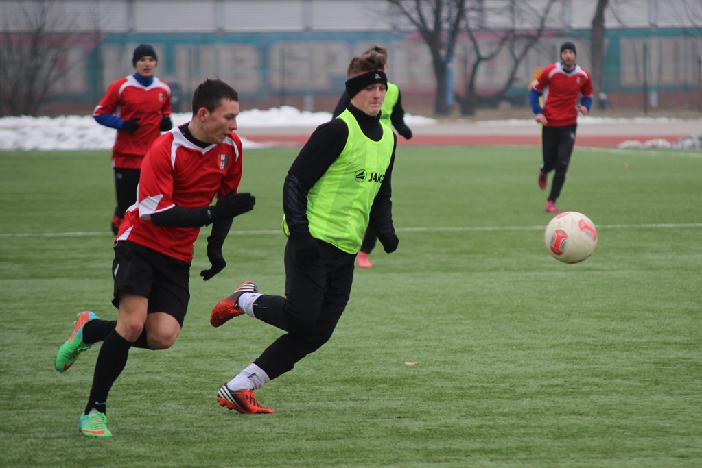 Piłkarskie sparingi: Ikar lepszy od juniorów Polkowic