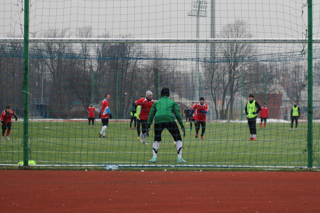 Piłkarskie sparingi: Ikar lepszy od juniorów Polkowic