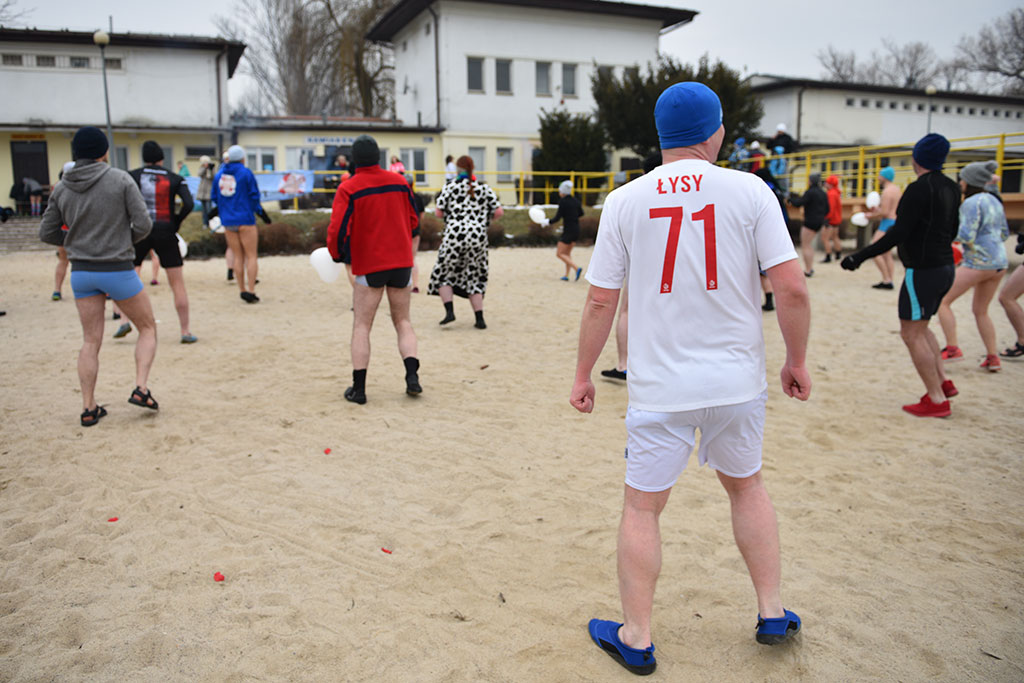 Walentynkowe zumba party i kąpiel legnickich morsów
