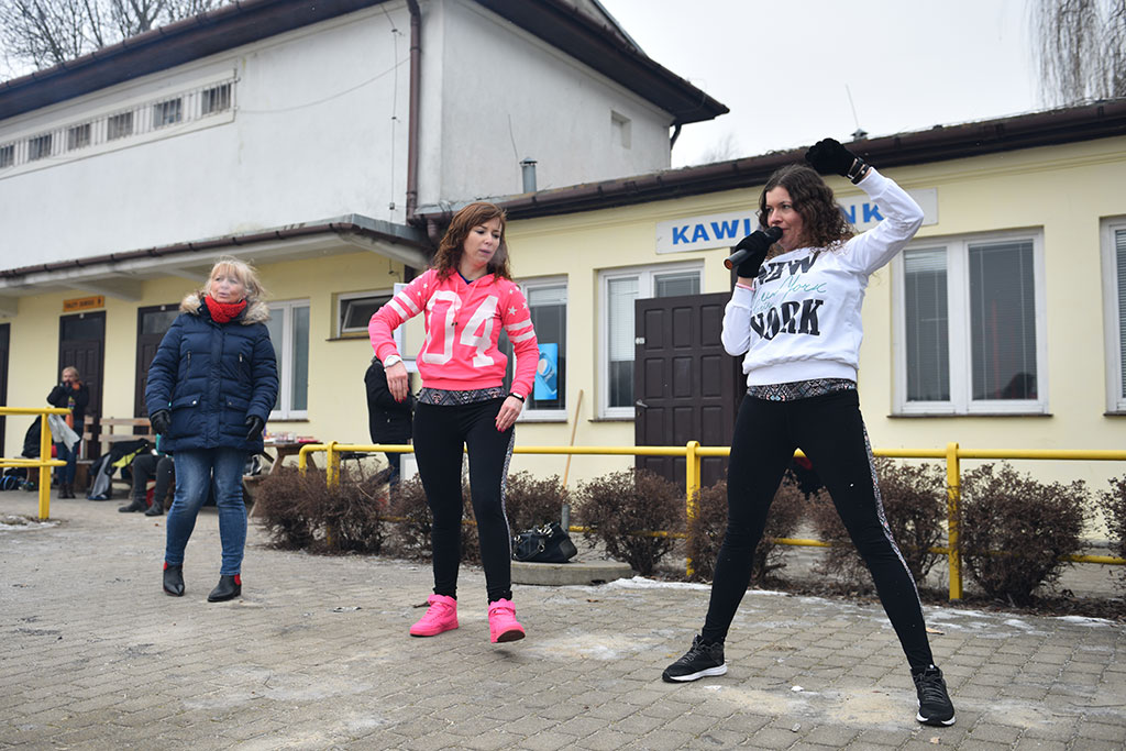 Walentynkowe zumba party i kąpiel legnickich morsów