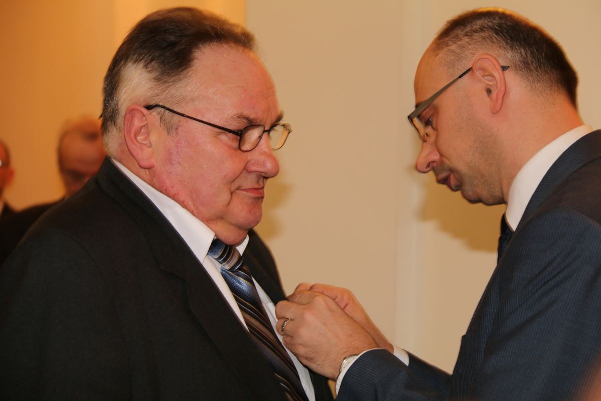 Kolejni legniczanie z  Krzyżami Wolności i Solidarności