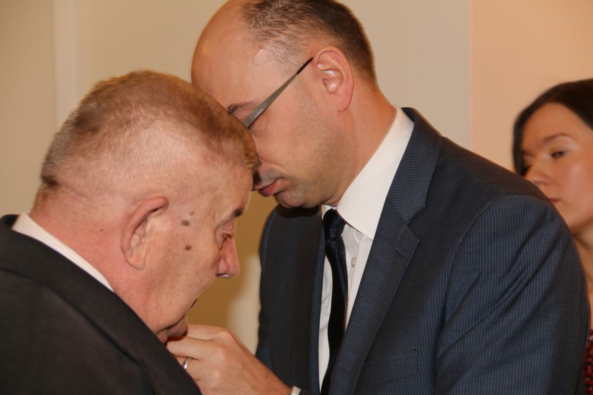 Kolejni legniczanie z  Krzyżami Wolności i Solidarności