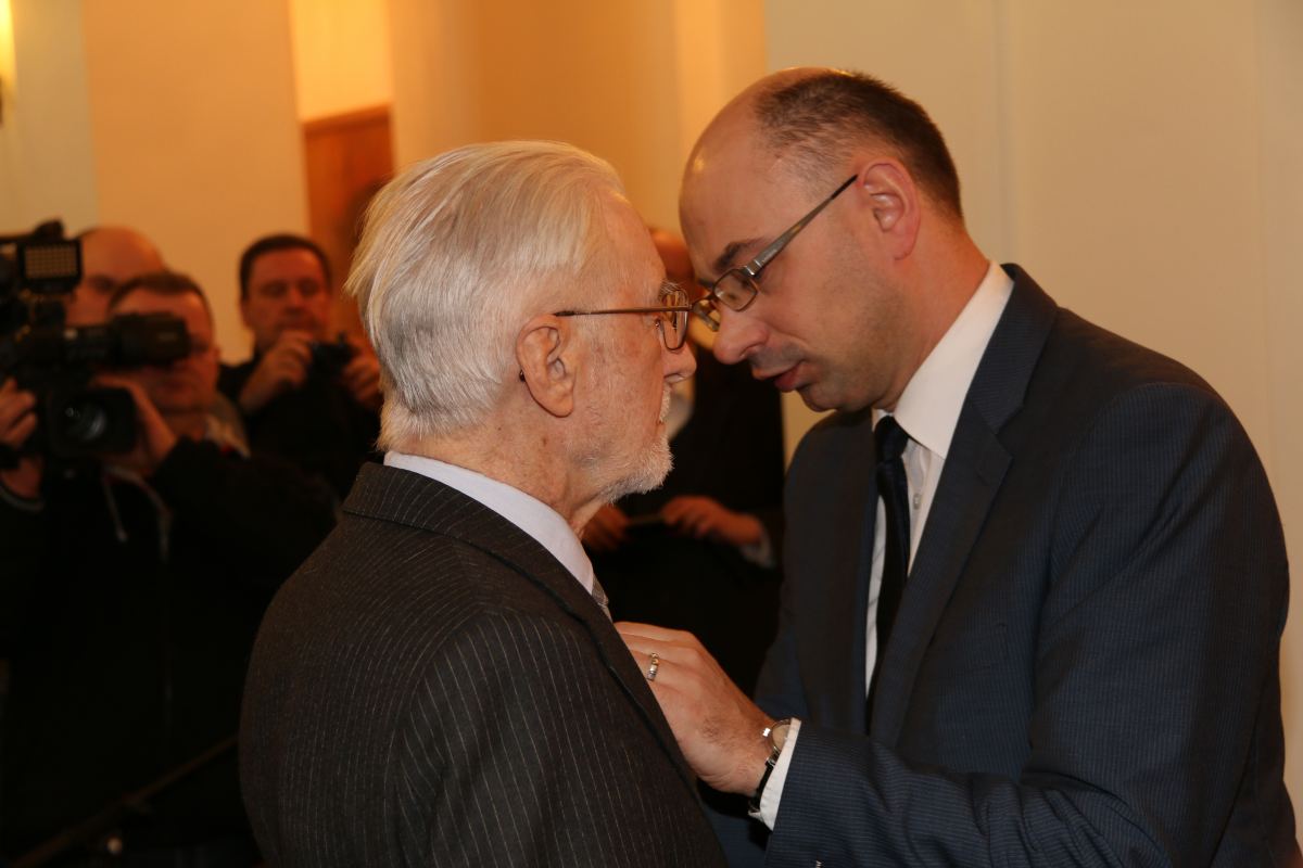 Kolejni legniczanie z  Krzyżami Wolności i Solidarności
