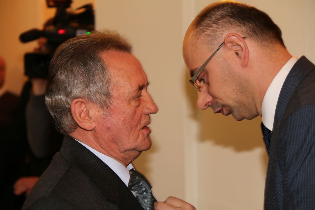 Kolejni legniczanie z  Krzyżami Wolności i Solidarności