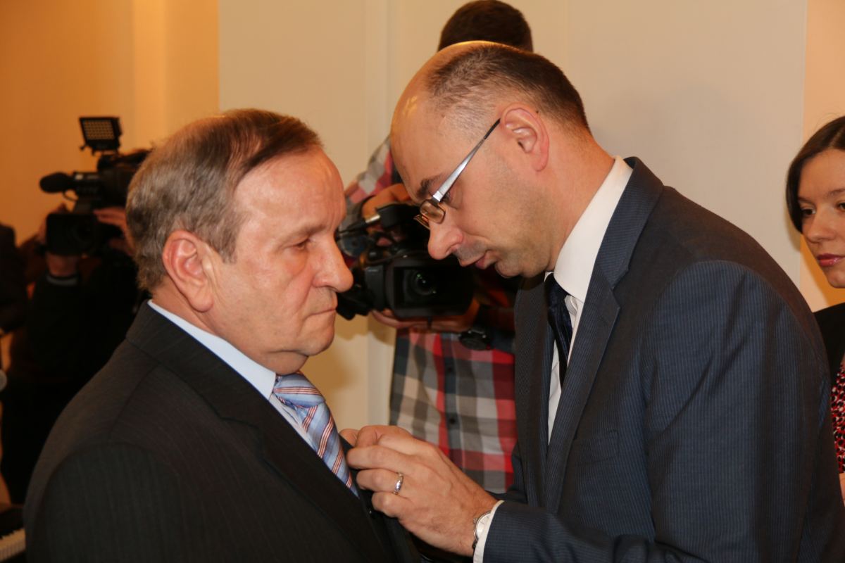 Kolejni legniczanie z  Krzyżami Wolności i Solidarności