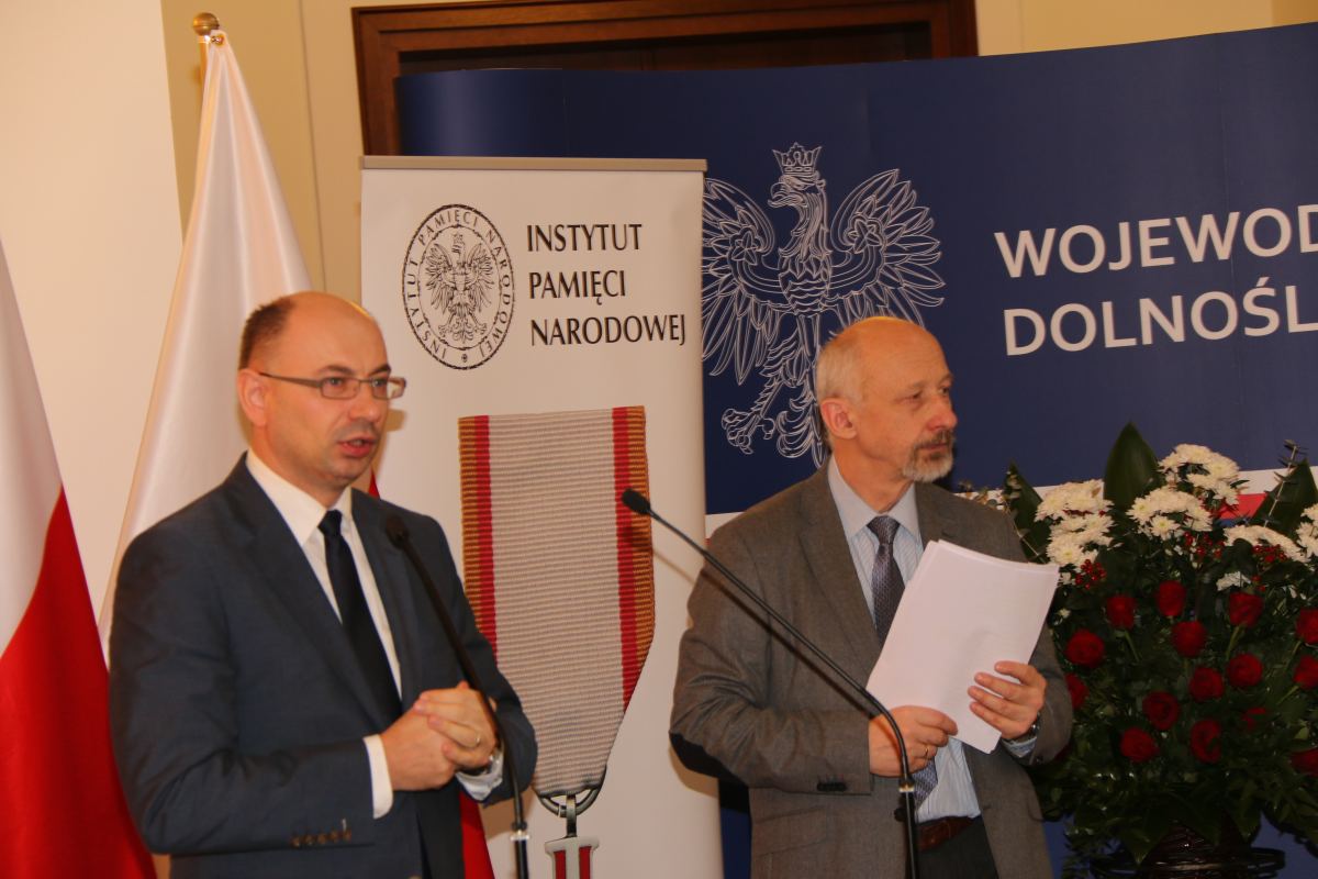 Kolejni legniczanie z  Krzyżami Wolności i Solidarności
