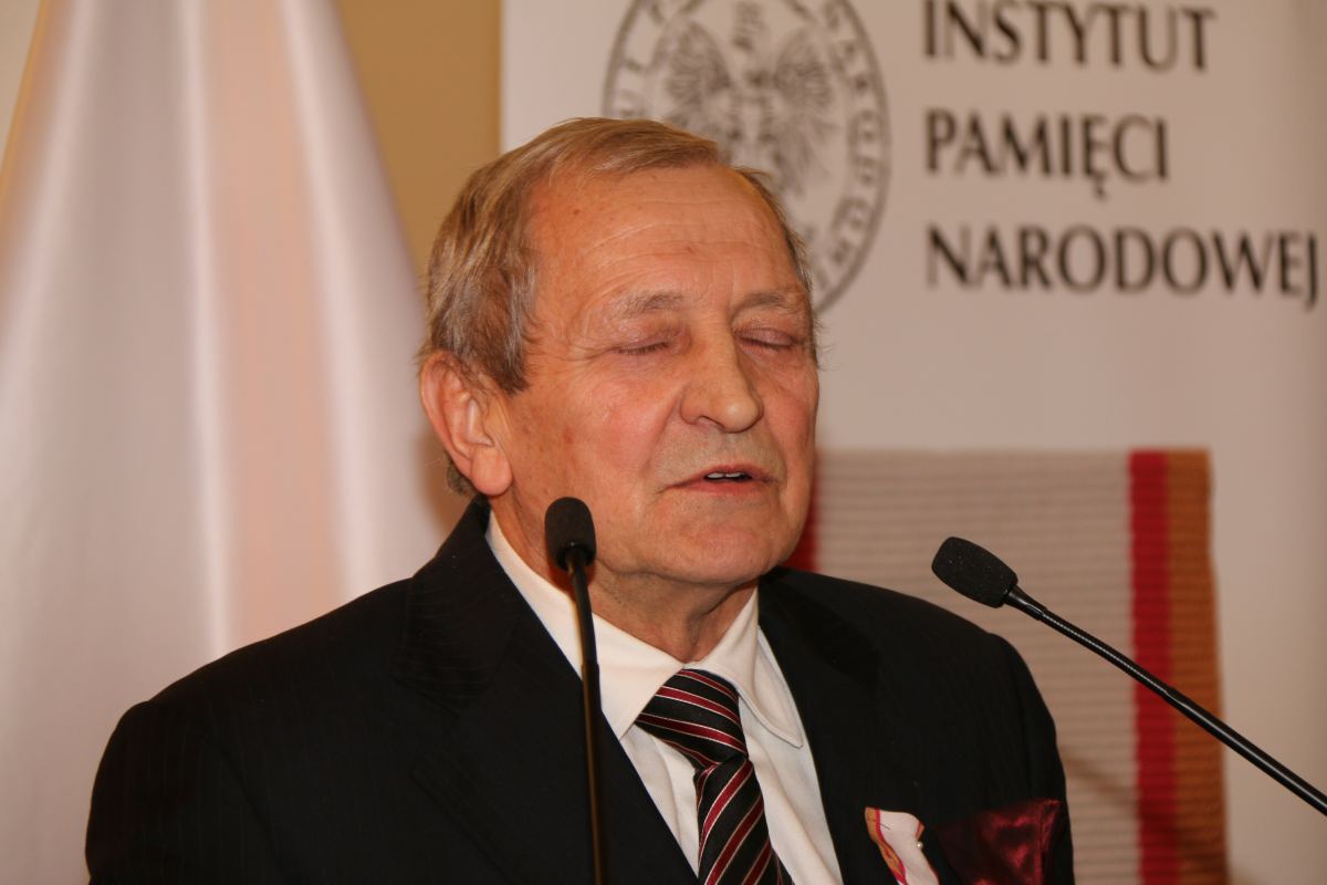 Kolejni legniczanie z  Krzyżami Wolności i Solidarności