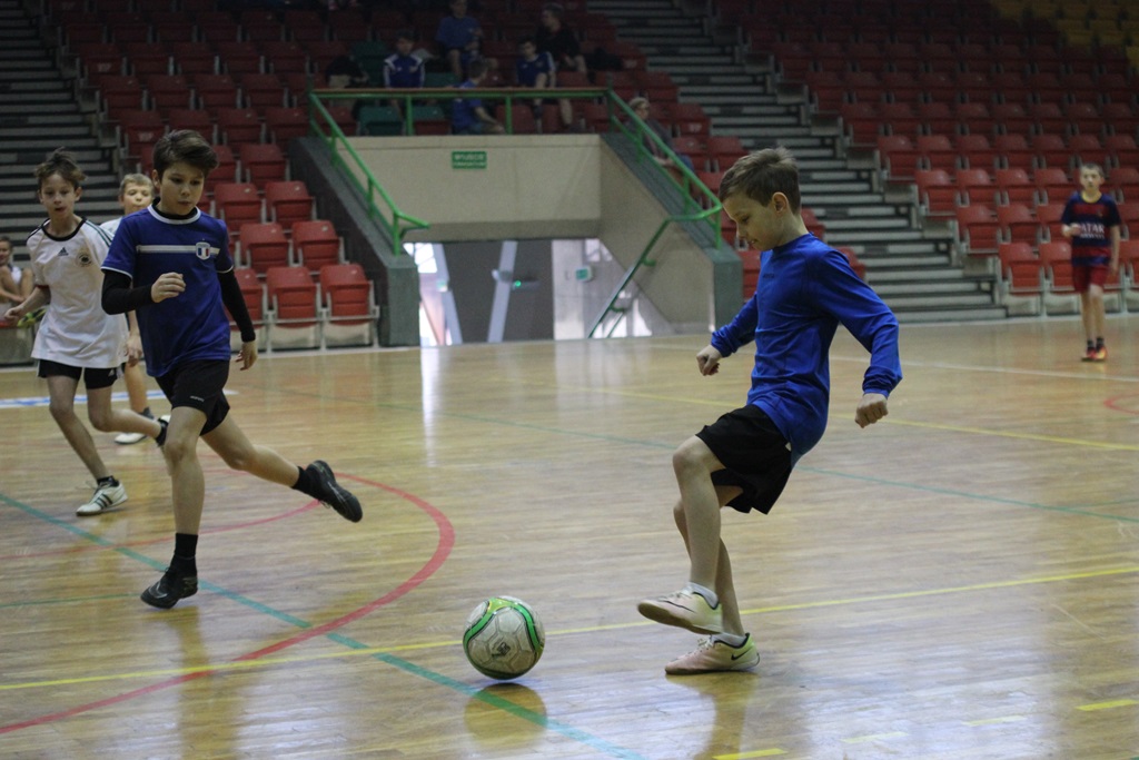 Na Lotniczej odbył się halowy turniej piłki nożnej Złoty Gol