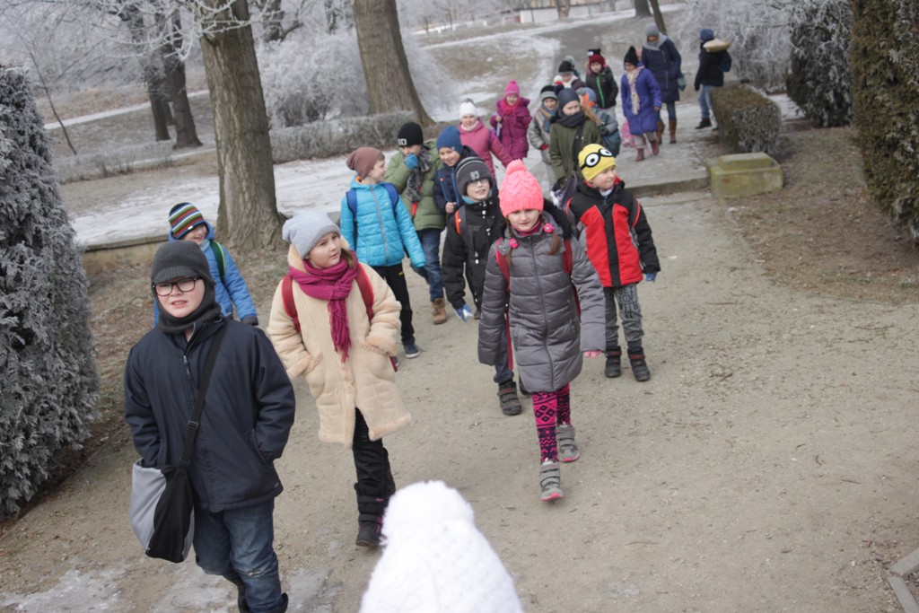 Uczestnicy półkolonii zimowych w Kunicach nie nudzą się