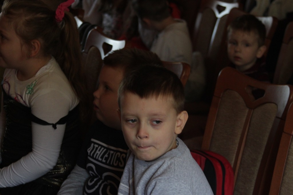 Uczestnicy półkolonii zimowych w Kunicach nie nudzą się