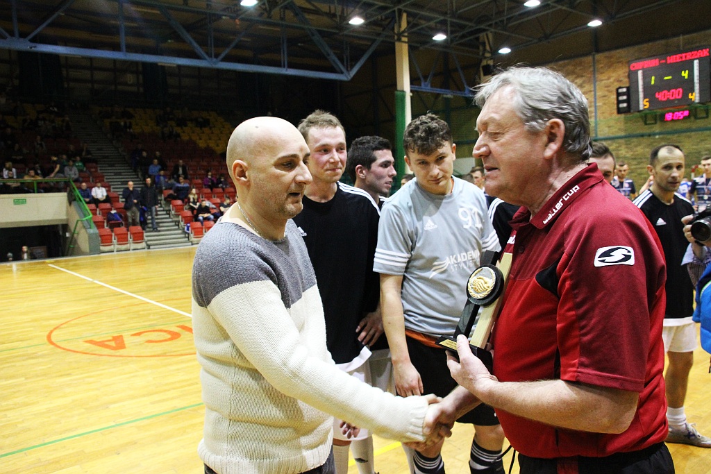 Wietrzak Team został zwycięzcą Legnickiej Ligi Halowej