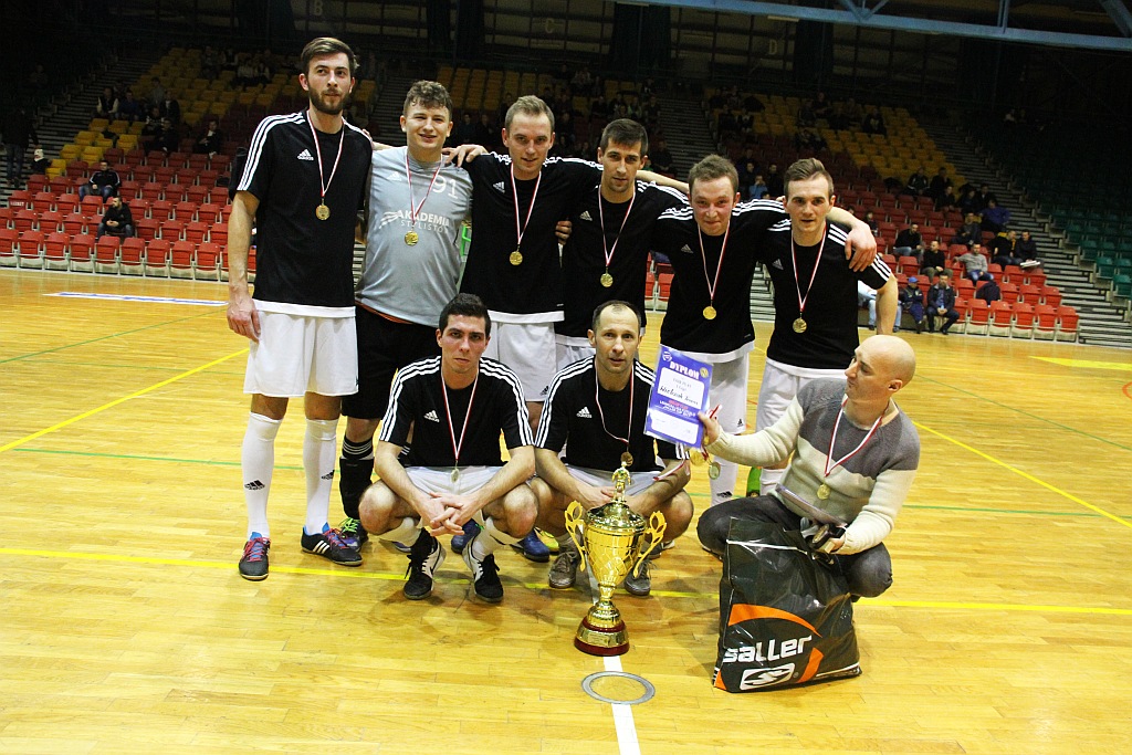 Wietrzak Team został zwycięzcą Legnickiej Ligi Halowej