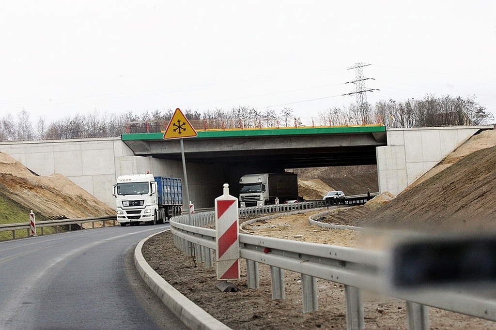 Zobaczcie jak postępują prace na budowie drogi ekspresowej S3