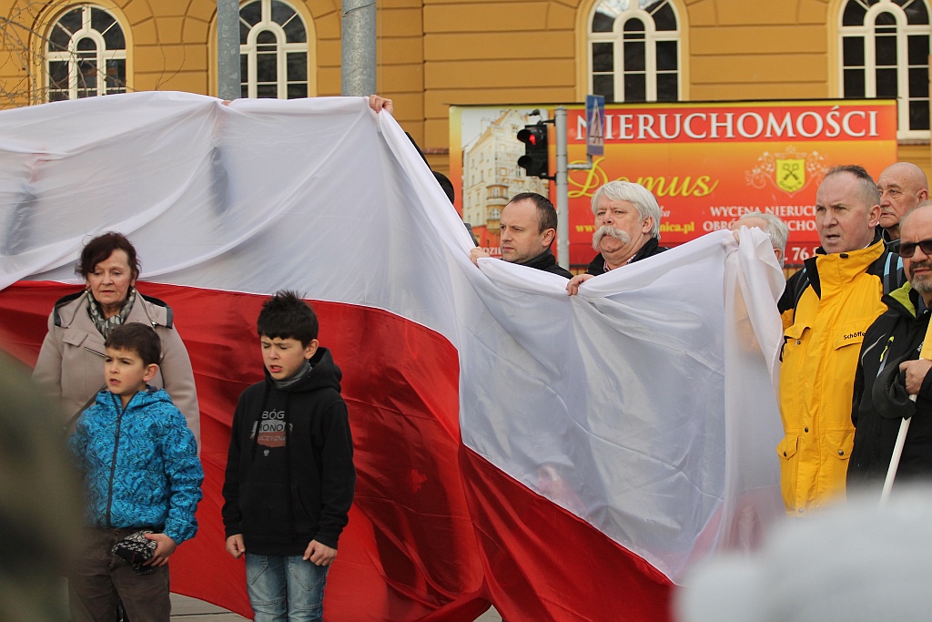 Oddali hołd Żołnierzom Wyklętym pod obeliskiem przy Muzealnej