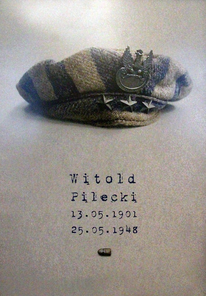 Rotmistrz Pilecki - Bohater Niezwyciężony. Wystawa plakatu
