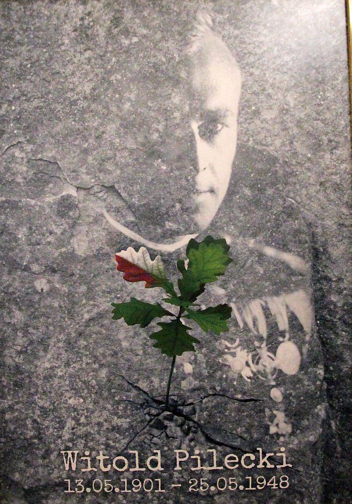 Rotmistrz Pilecki - Bohater Niezwyciężony. Wystawa plakatu