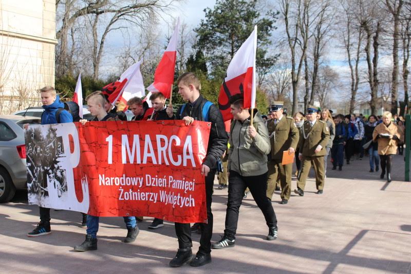 Mieszkańcy Legnickiego Pola oddali hołd Żołnierzom Wyklętym