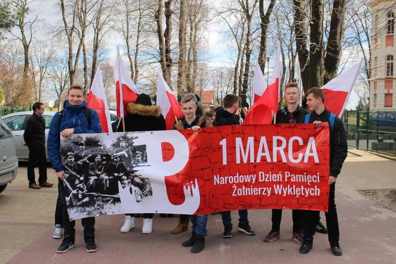 Mieszkańcy Legnickiego Pola oddali hołd Żołnierzom Wyklętym