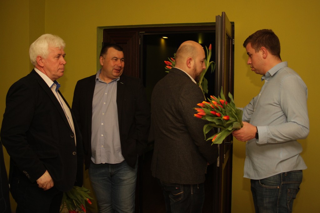 Koń Polski bawił mieszkanki gminy Kunice z okazji Dnia Kobiet