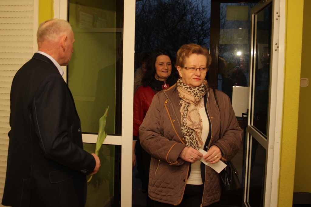 Koń Polski bawił mieszkanki gminy Kunice z okazji Dnia Kobiet