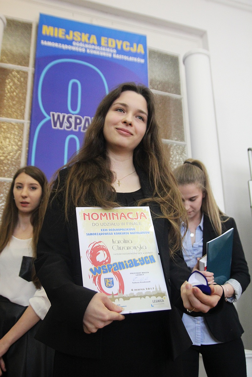 Karolina Chrzanowska z ILO wygrała Konkurs Ośmiu Wspaniałych