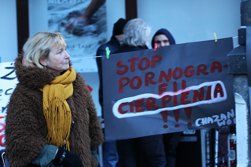 Ponad 300 osób wzięło udział w Międzynarodowym Strajku Kobiet