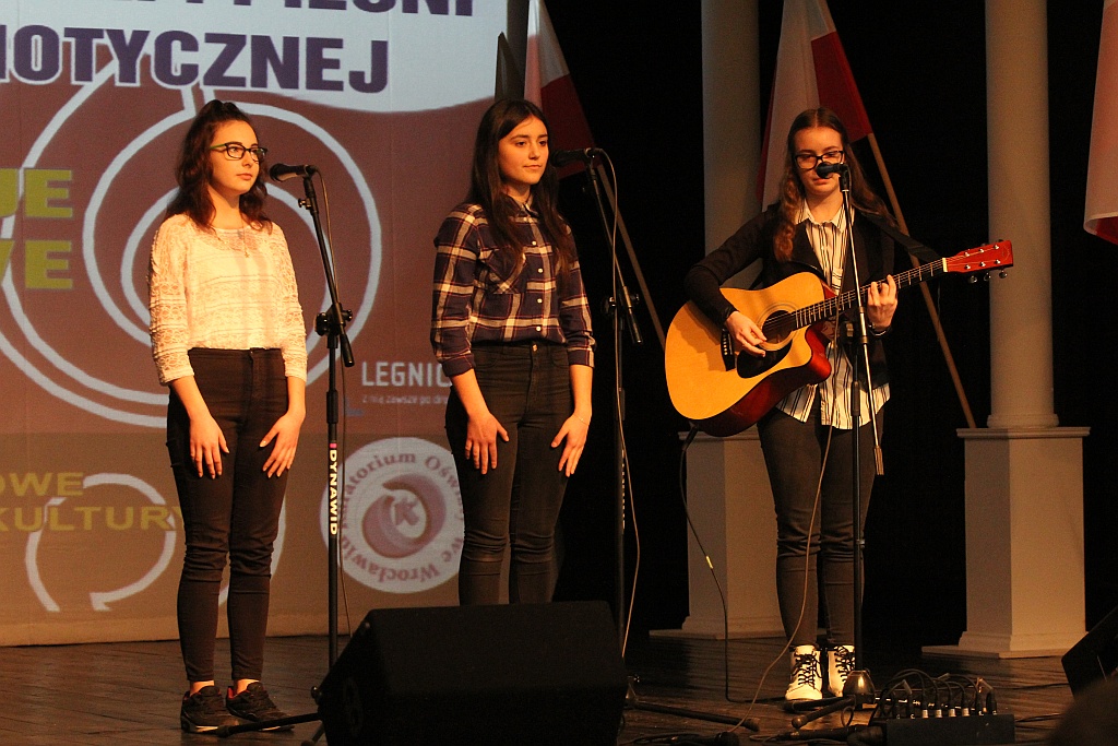 Agata Sopata i Julia Żądło wystąpią w etapie wojewódzkim