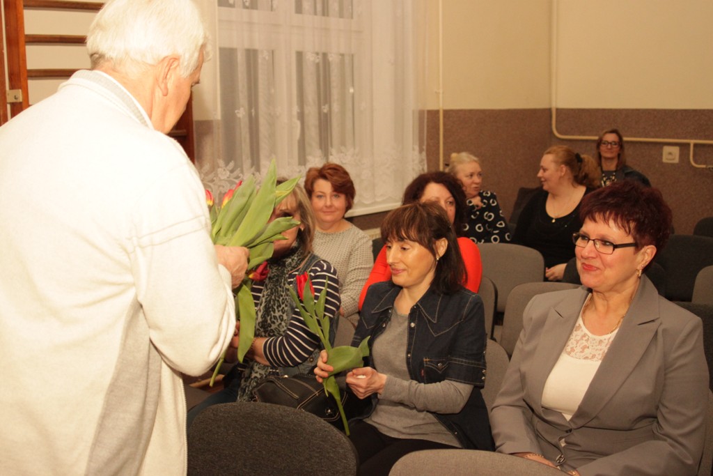 Artystki z grupy artystycznej MAD wystąpiły w Bieniowicach