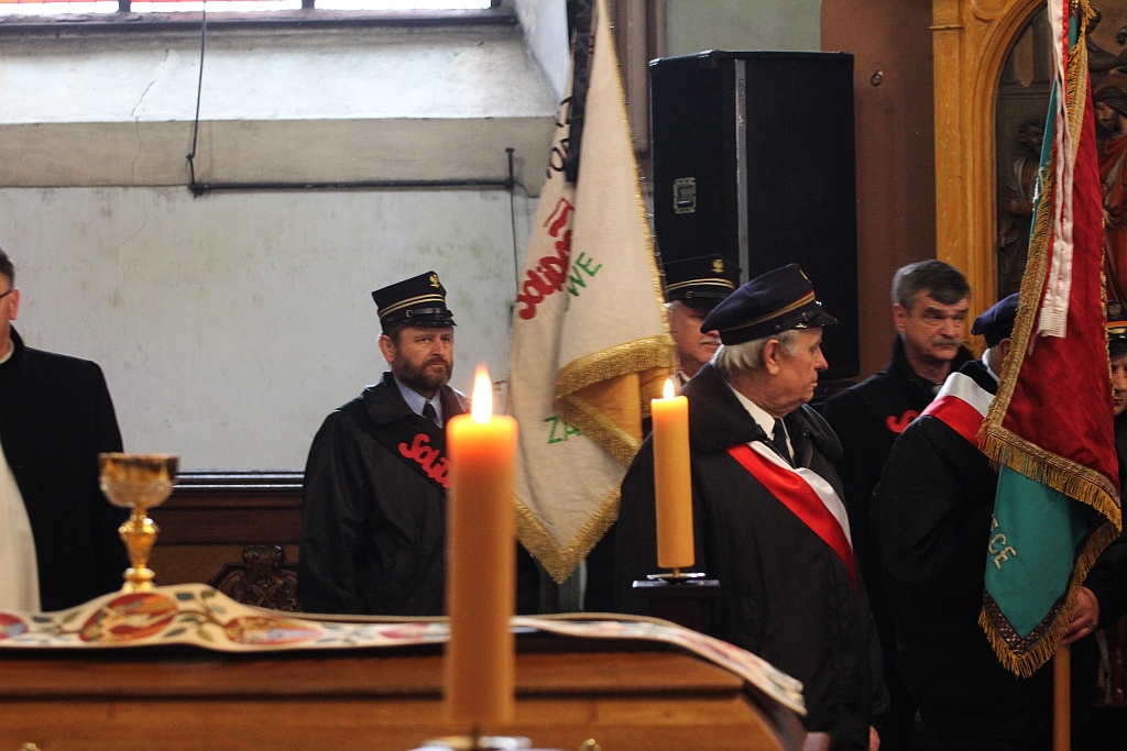 Uroczystości pogrzebowe księdza biskupa Tadeusza Rybaka cz1
