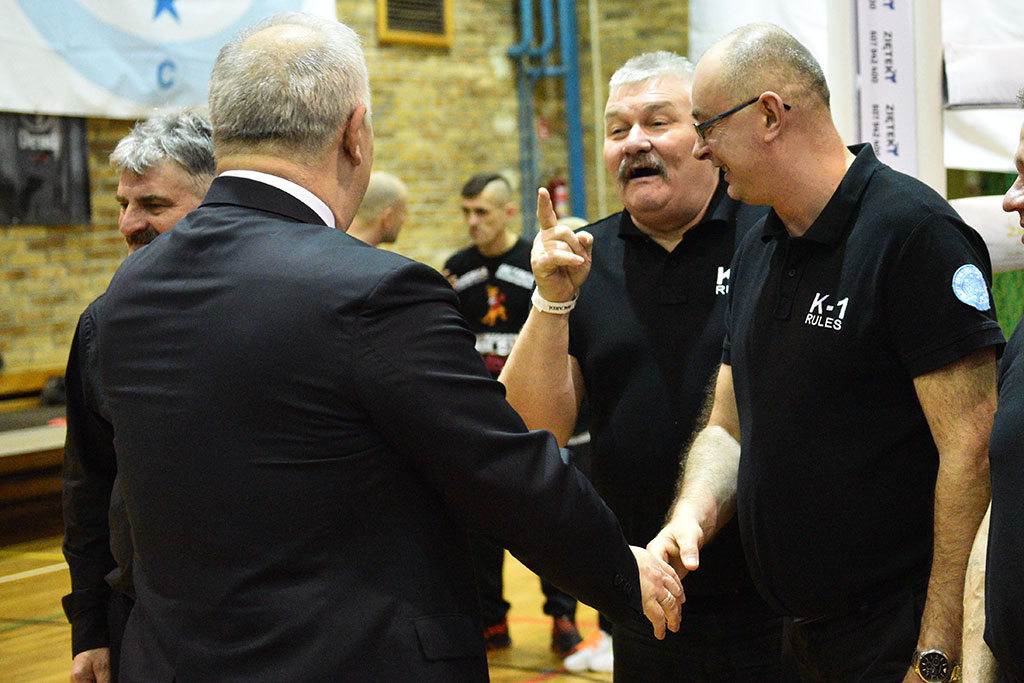 Mistrzostwa Polski Seniorów i Juniorów w K-1. Oficjalne otwarcie