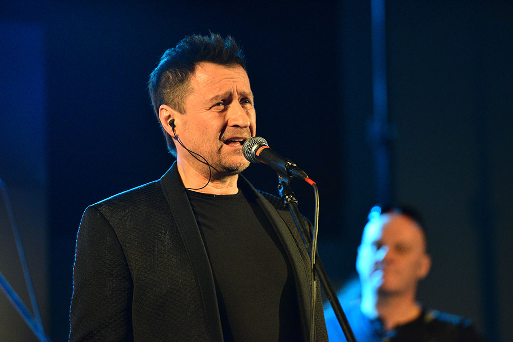 Jacek Kawalec zaśpiewał Joe Cockera w Galerii Piastów