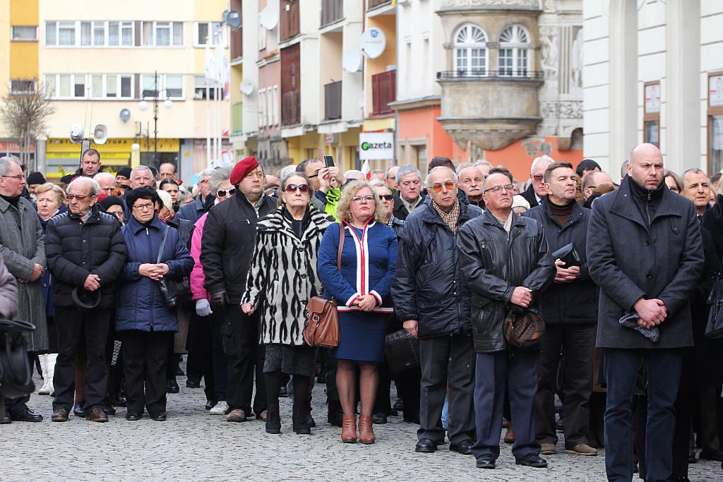 Uroczystości pogrzebowe księdza biskupa Tadeusza Rybaka cz1