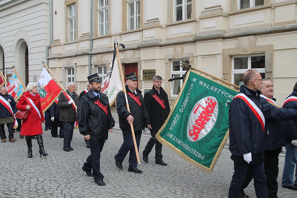 Uroczystości pogrzebowe księdza biskupa Tadeusza Rybaka cz1