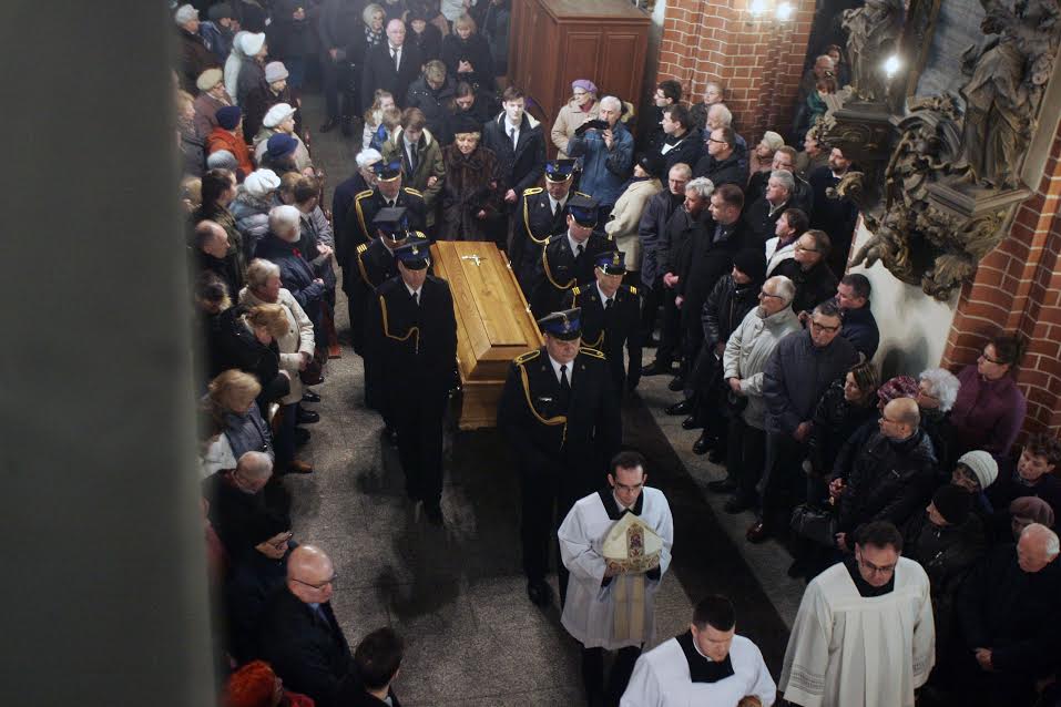 Uroczystości pogrzebowe księdza biskupa Tadeusza Rybaka cz2
