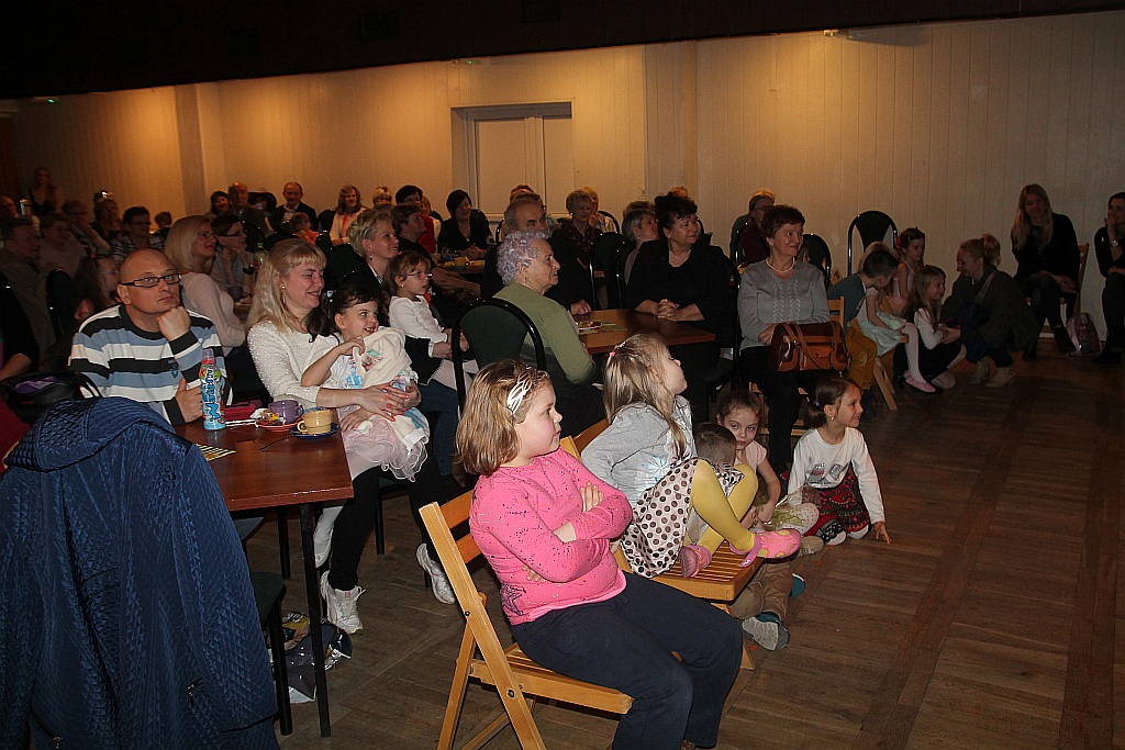 Kobiety małe i duże ze Spółdzielczego Domu Kultury Atrium