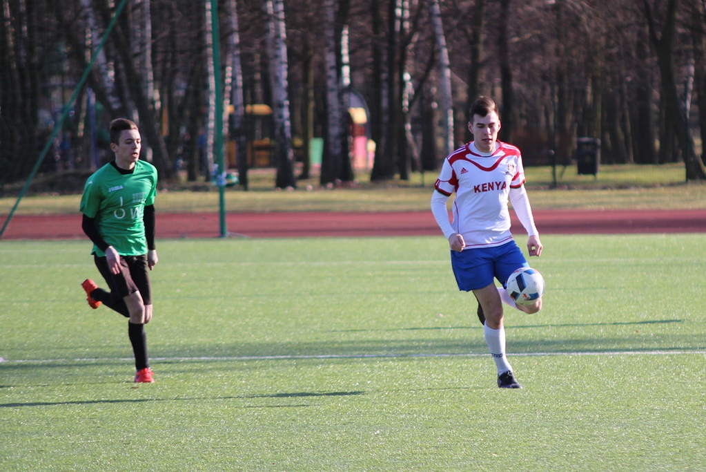 Piłkarskie derby: Uczniowie II LO w końcu lepsi od I LO