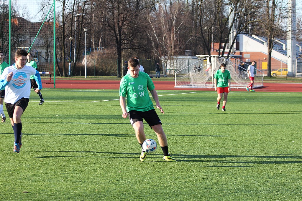 Piłkarskie derby: Uczniowie II LO w końcu lepsi od I LO