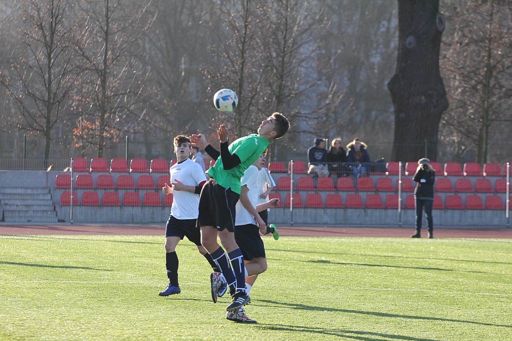 Piłkarskie derby: Uczniowie II LO w końcu lepsi od I LO