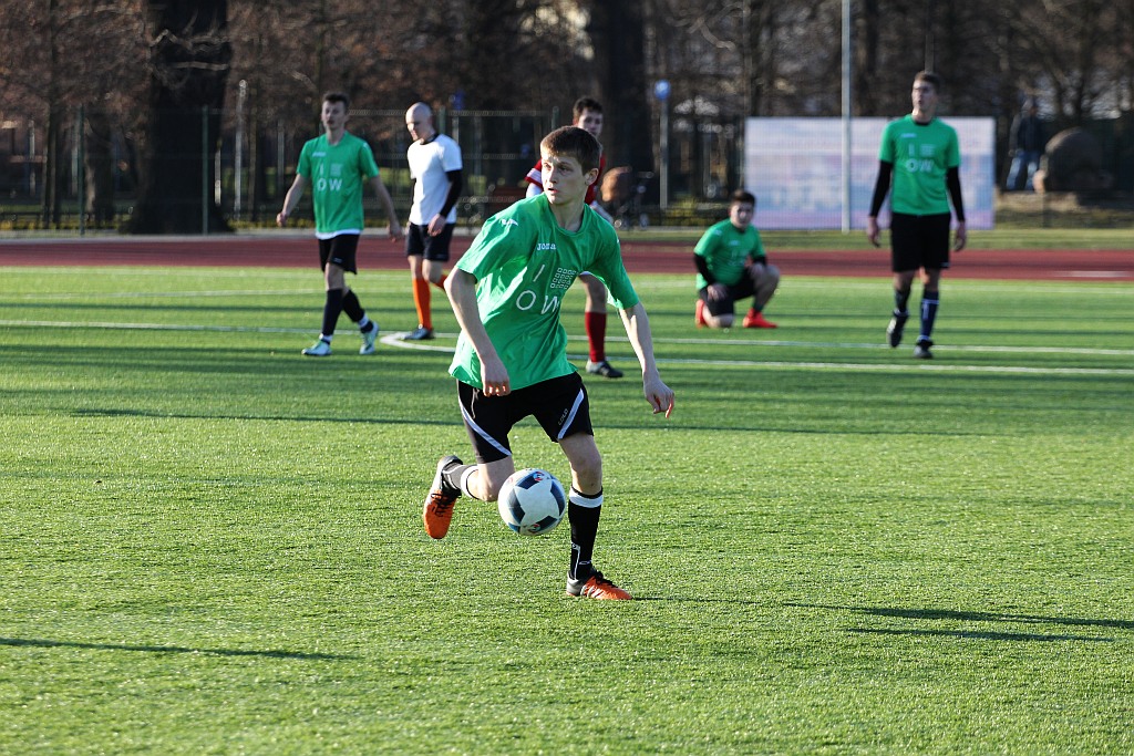 Piłkarskie derby: Uczniowie II LO w końcu lepsi od I LO